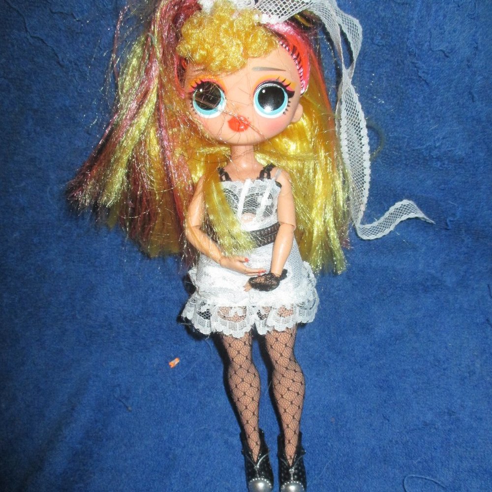 Lol Surprise OMG ReMix Kitty K Doll